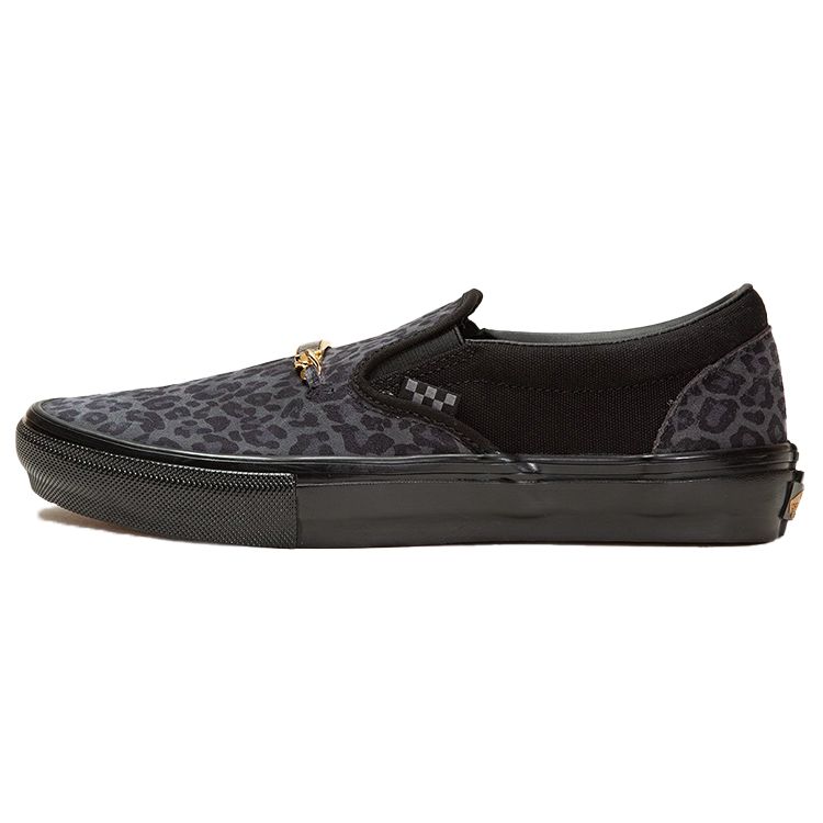 Кроссовки-слипоны унисекс Vans Cher Strauberry x Skate Cheetah черные VN0A5FCA9CY 36