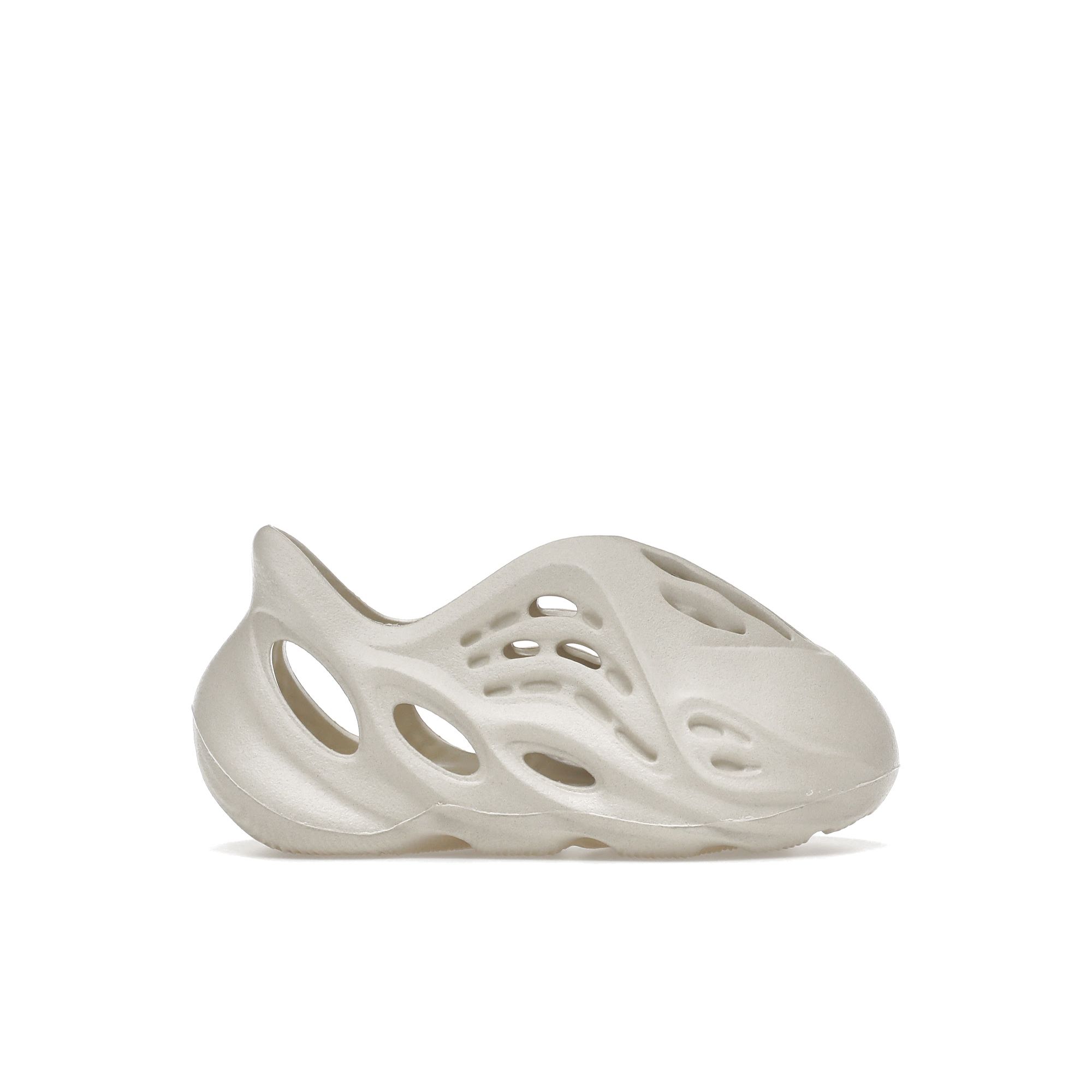 Adidas Yeezy Foam Runner Infants Sand Детские кроссовки кремового цвета Etham GW7231 23