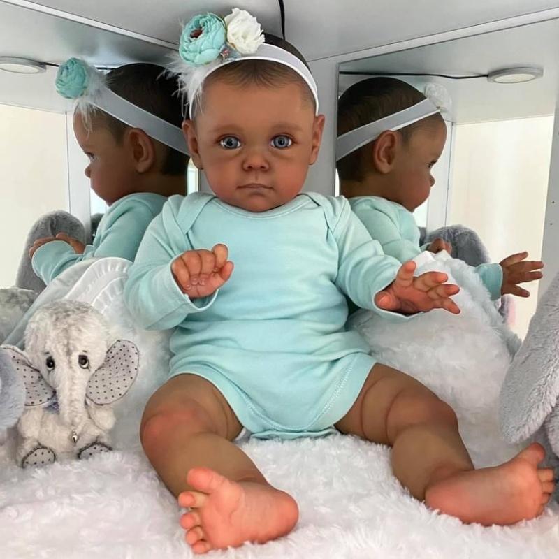 24   60 см Alive Bebe Reborn Dolls Maggi Очаровательная принцесса для девочек-малышей Кукла ручной работы Изысканная 3D-окрашенная темно-черная кожа Куклы для новорожденных для детей cloth body