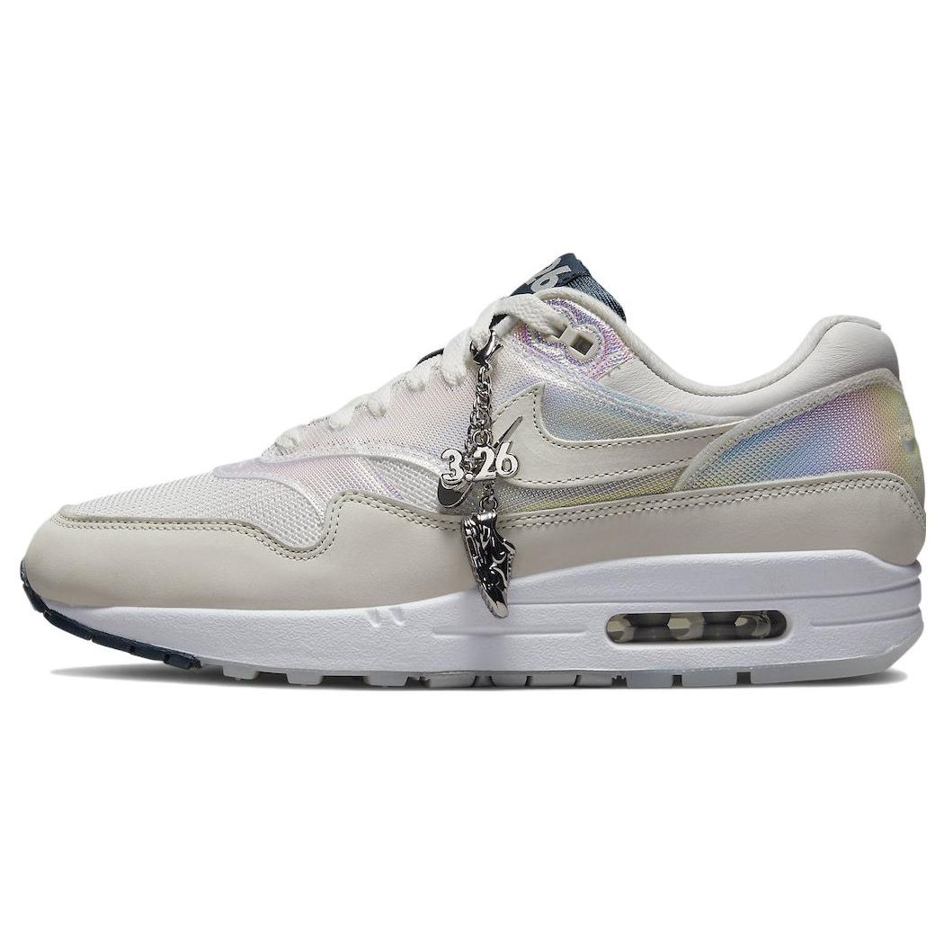 Nike Air Max 1 Air Max Day - женские кроссовки La Ville-Lumière Grey Summit-White Light-Bone DQ9326-100 40