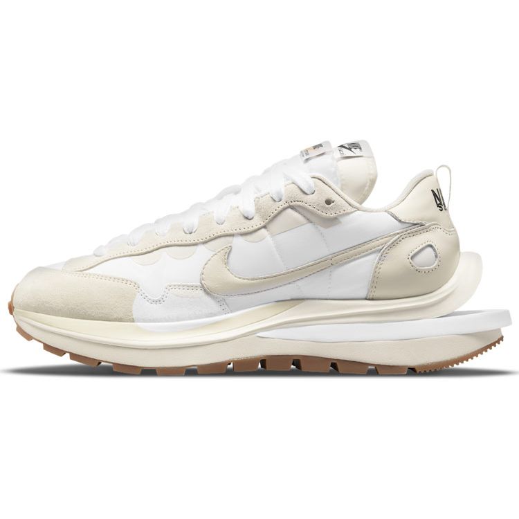 Кроссовки унисекс Nike sacai x VaporWaffle Sail Gum белые DD1875-100 46