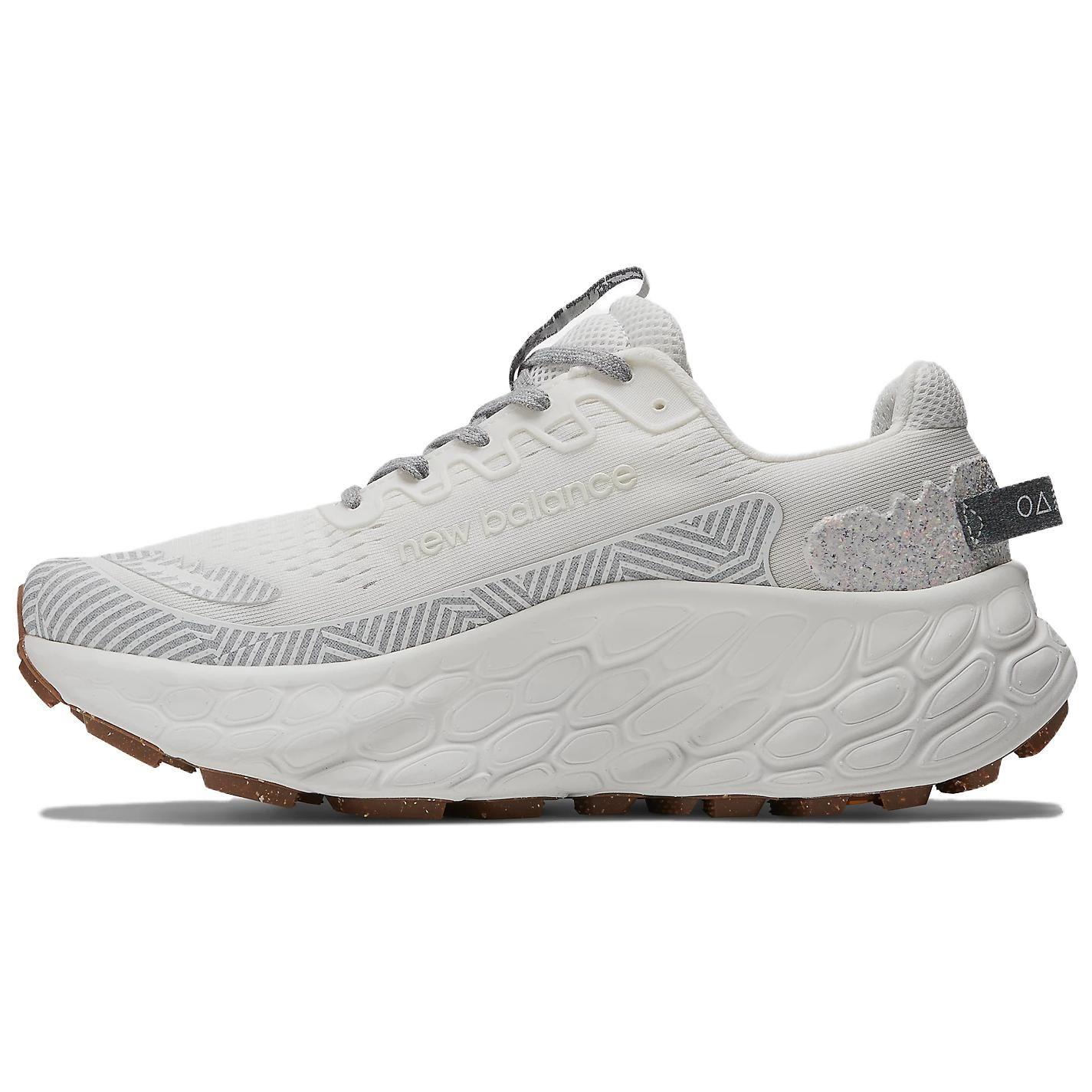 New Balance Fresh Foam X More Trail v3 Белые мужские кроссовки Turtledove MTMORUD3 42