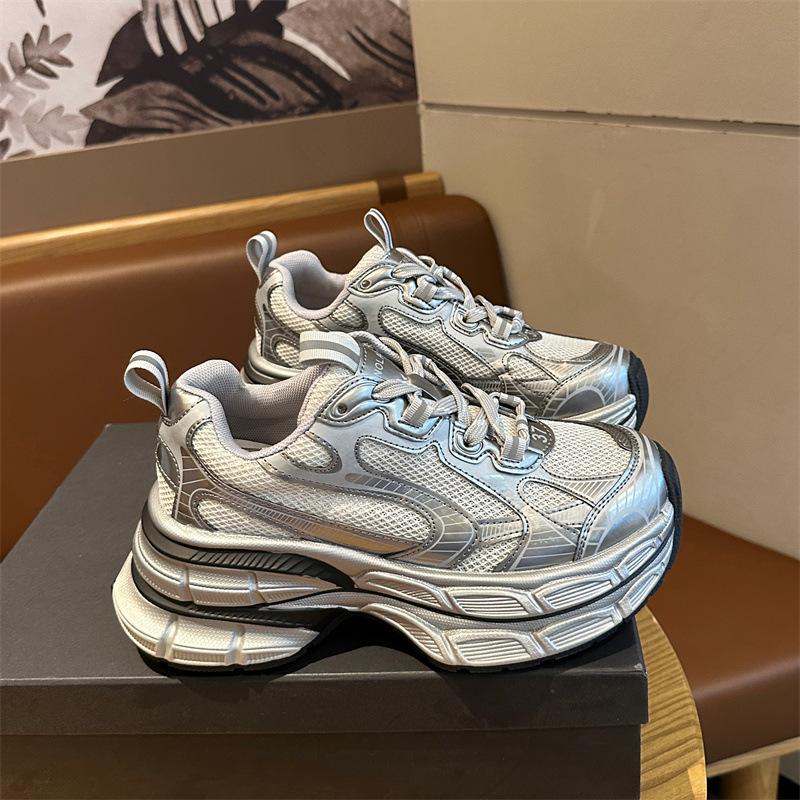 Спортивная обувь Летние серебристые толстые кроссовки Pops Shoes Женские увеличивающие рост дышащие сетчатые тонкие модели удобные классические повседневные кроссовки 35 серебряный