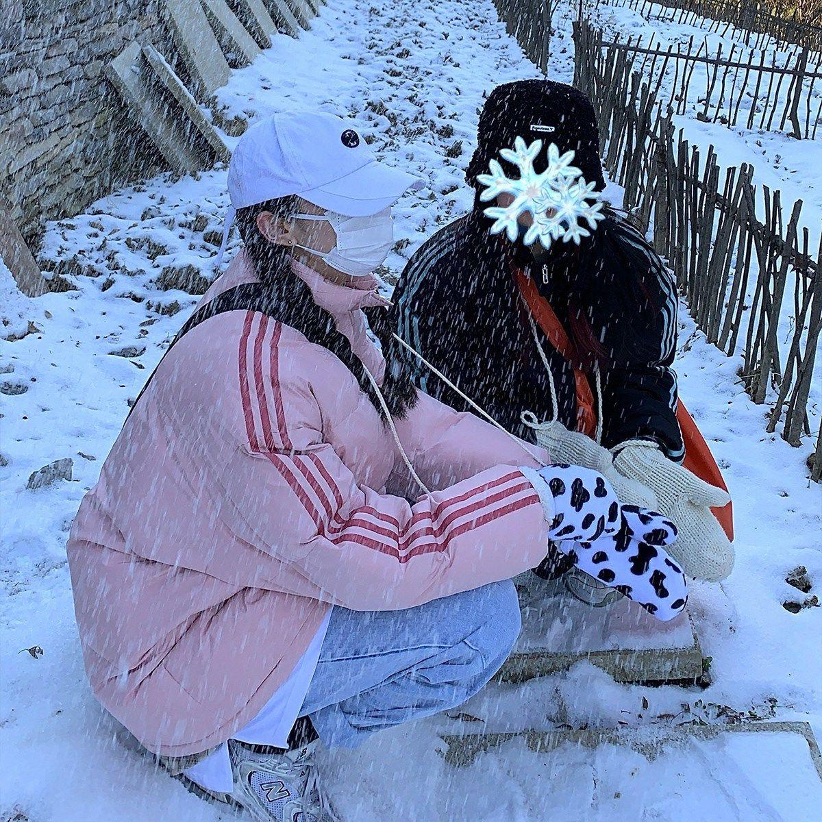 Зимнее корейское свободное женское пальто для студентов, плотная куртка в полоску, женские парки, розовая, черная верхняя одежда M розовый