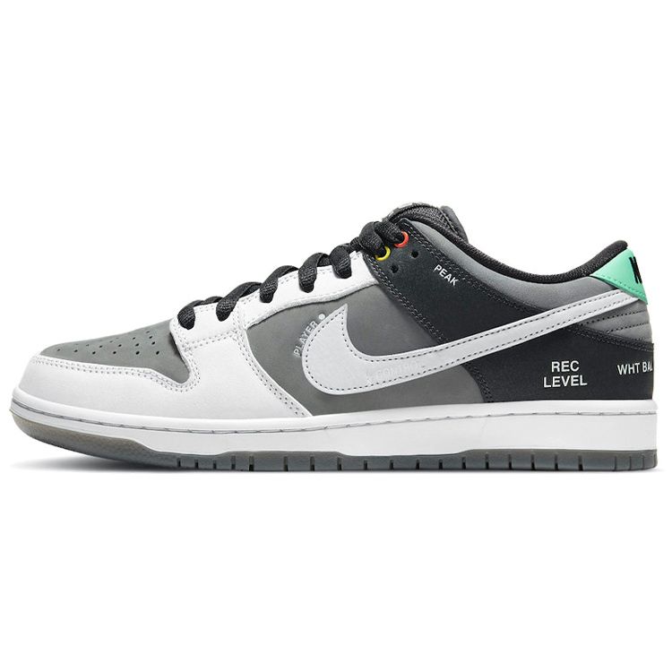 Кроссовки унисекс Nike Dunk Low SB Camcorder Серые CV1659-001 36