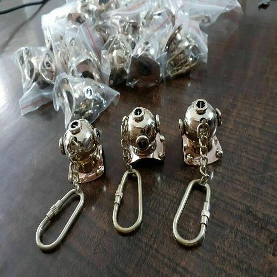 Ключ Лот Шлем Дайвинг 100 Шт. Брелок Цепь Водолазы Keying Pieces Латунное Кольцо