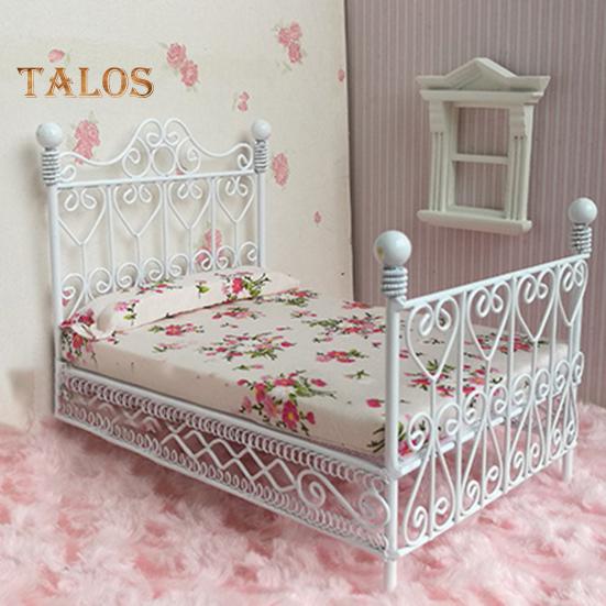 TALOS Dollhouse Bed Европейский Стиль Аксессуары Металлическая Мини Двуспальная Кровать Реквизит Принадлежности Для Комнаты Сцены чёрный