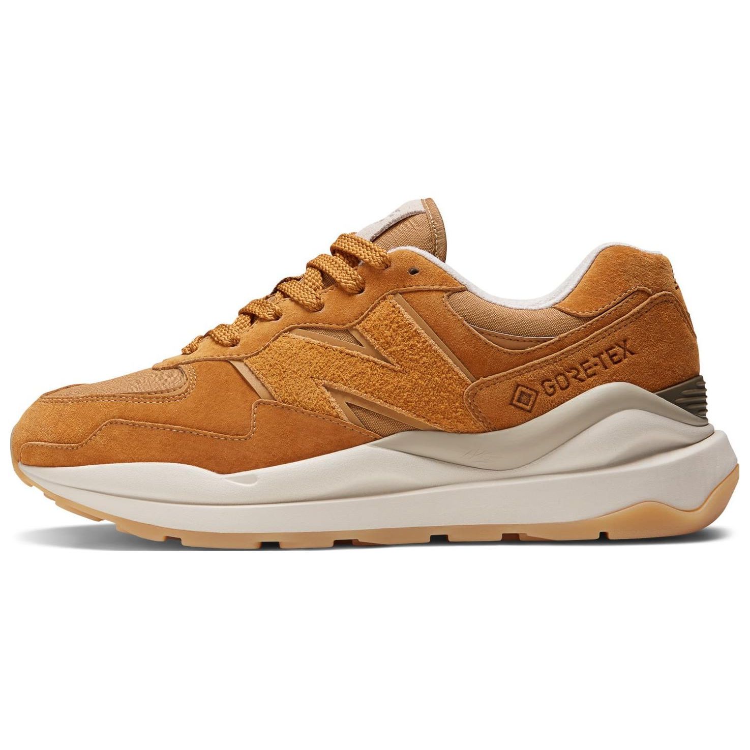 Кроссовки унисекс New Balance 57/40 GORE-TEX Workwear Коричневые с морской солью Moonbeam M5740GXA 37