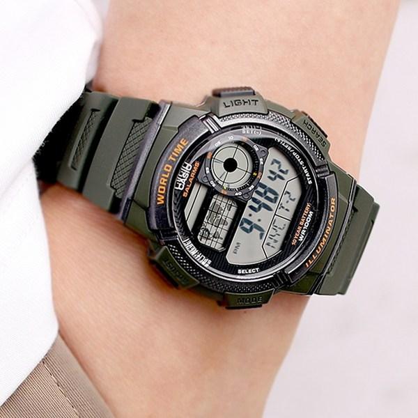 Электронные  Joom Цифровые военные спортивные часы Casio с аккумулятором, 10 лет, водонепроницаемость 100 метров