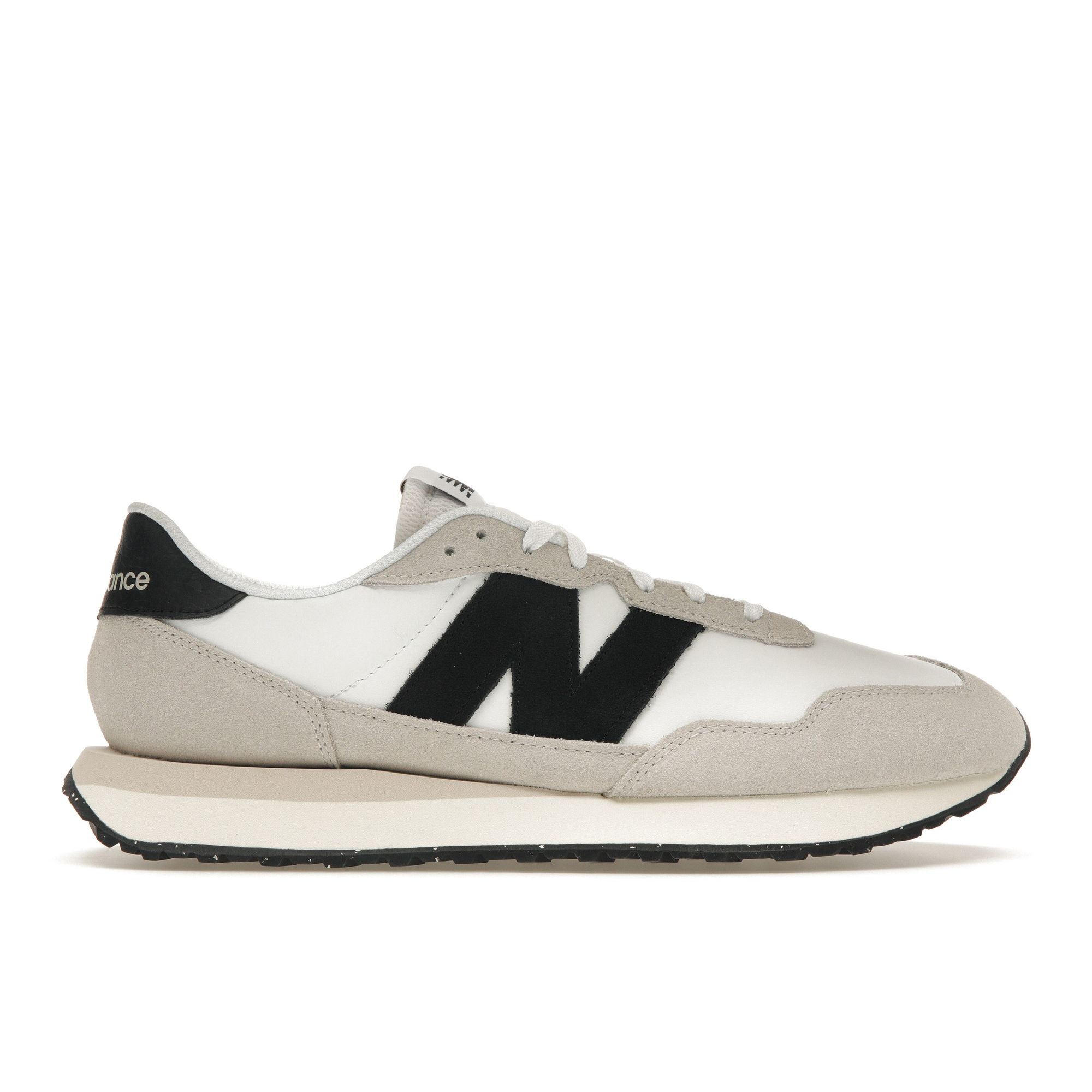 Кроссовки унисекс New Balance 237 Sea Salt Black MS237SF 36