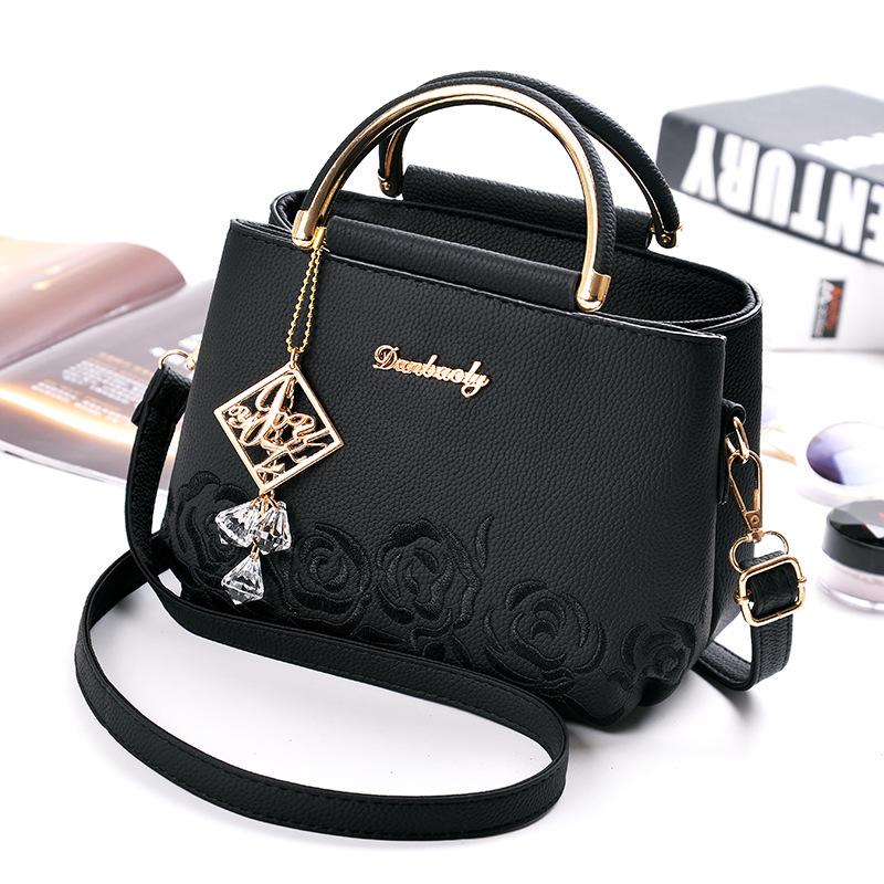 Женская сумка Rose Handbag, новинка 2023, универсальная сумка-мессенджер на одно плечо с вышивкой 21x11x17cm чёрный