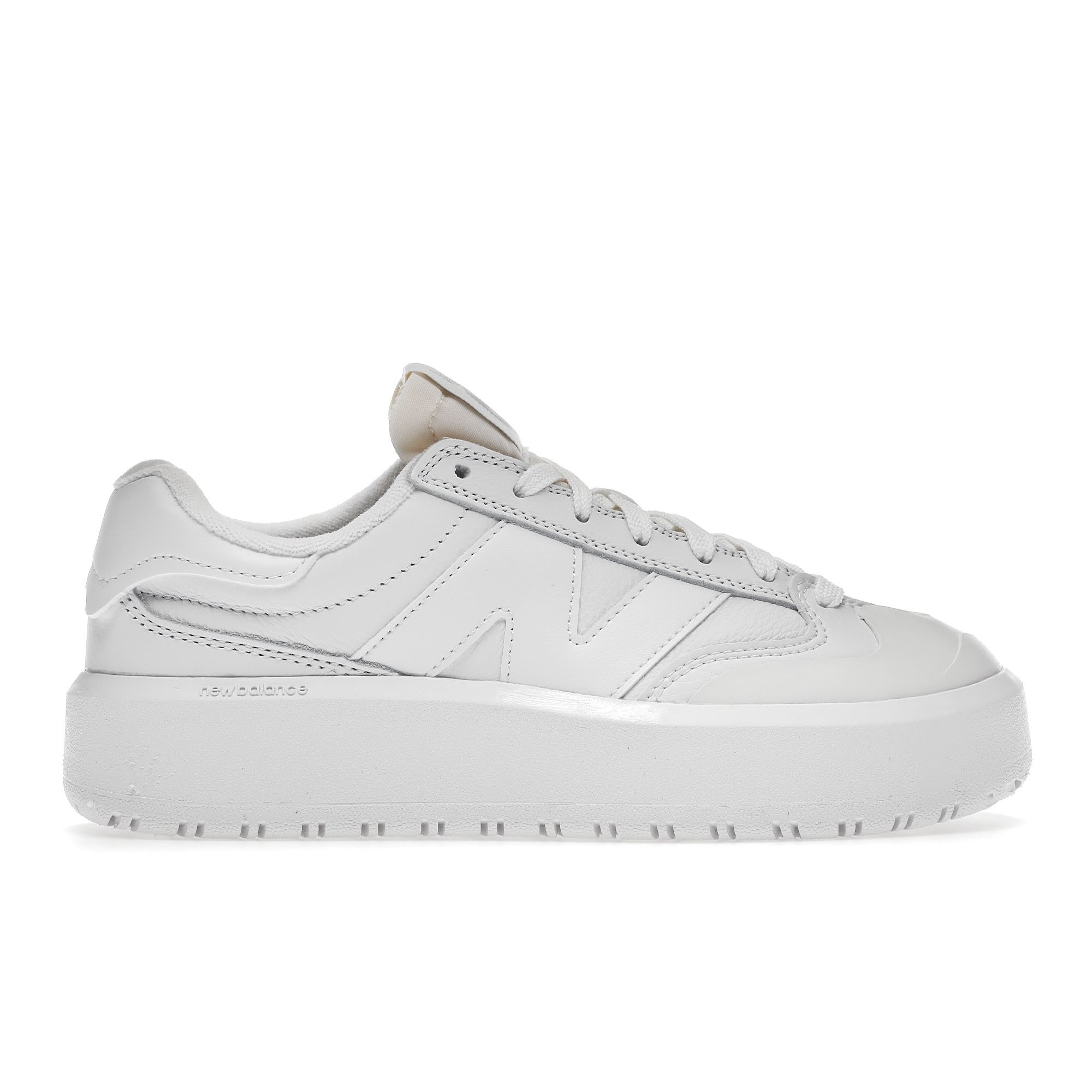 Белые кроссовки унисекс New Balance CT302 CT302LA 38