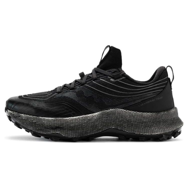 Черные мужские кроссовки Saucony Endorphin Trail S20647-10 42.5