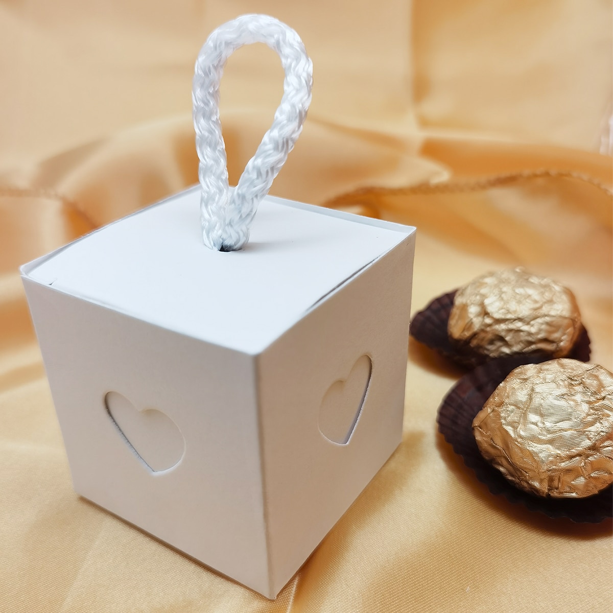 10шт Ажурная коробка для конфет с узором сердечка