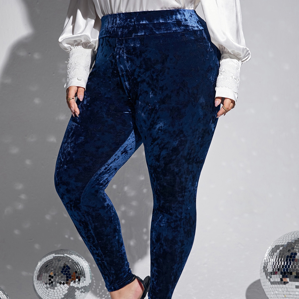   SheIn размера плюс Леггинсы из бархата