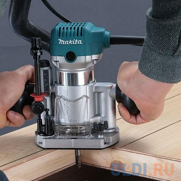 Фрезер Makita RT0700CX2