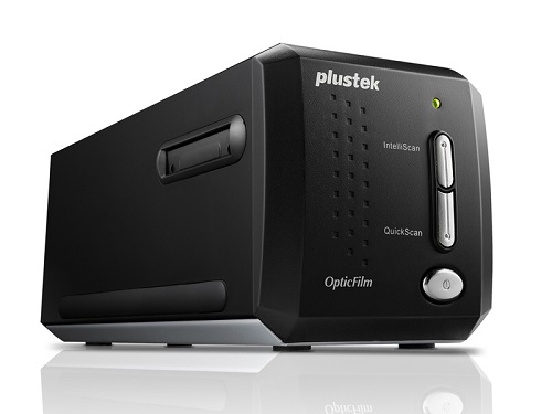  Сканер Plustek OpticFilm 8200i Ai 0227TS Multi-Sampling и Multi-Exposure и технологией iSRD которая позволяет устранить следы от пыли и царапин