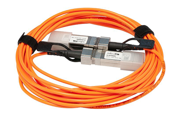 Комплектующие Кабель Mikrotik S+AO0005 SFP+ direct attach Active Optics cable, 5m