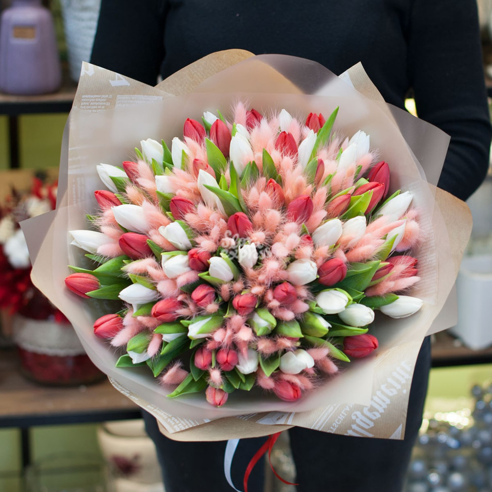 Цветы на праздник  Флора Экспресс Букет «Flora Express»