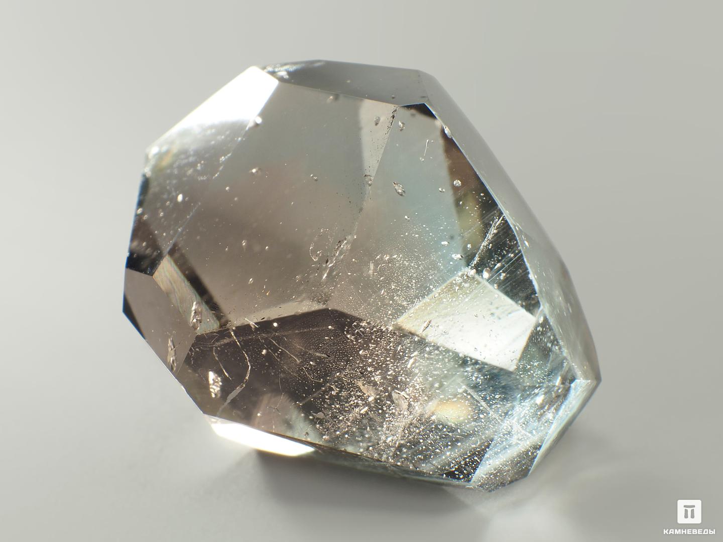 Топаз полихромный, огранка 1,8х1,5х1,2 см (26 ct)