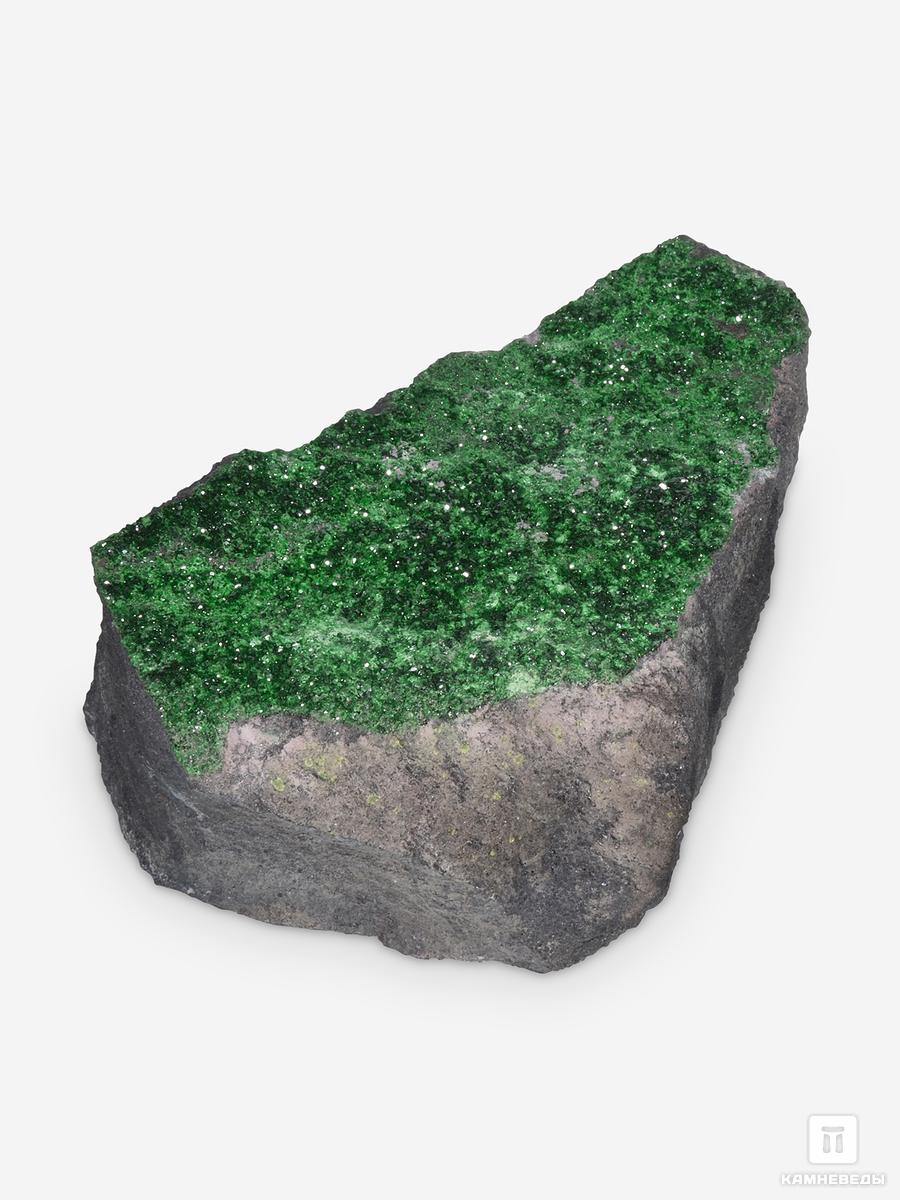 Уваровит (зелёный гранат), 15х10,7х6,1 см