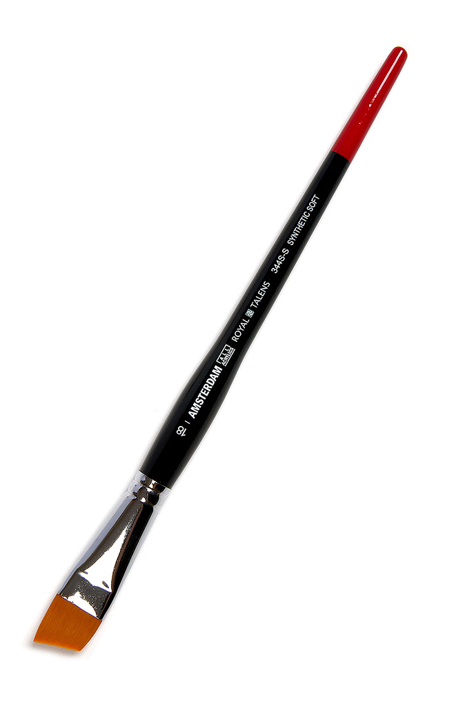 Кисть синтетика мягкая №18 скошенная укороченная Talens Amsterdam 344S короткая ручка