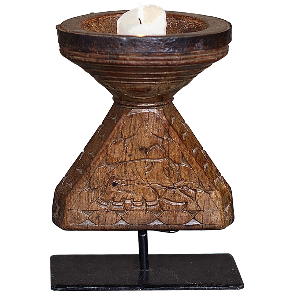 Подсвечник из массива тика на металлической подставке Wooden Carved Candlestick