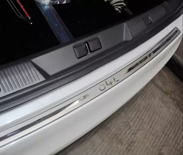 Накладка на задний бампер для Citroen C4 Седан 2013 - 2016
