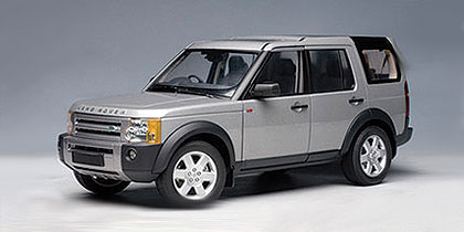 Приятные мелочи  ПЭК МОЛЛ Модель Land Rover Discovery в масштабе 1:18