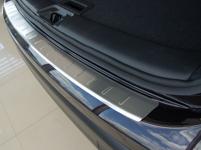 Накладка на задний бампер с загибом матовая серия "ORIGINAL", нерж. сталь Alu-Frost 50-3674 для Mazda CX-5 (2015 - 2017)