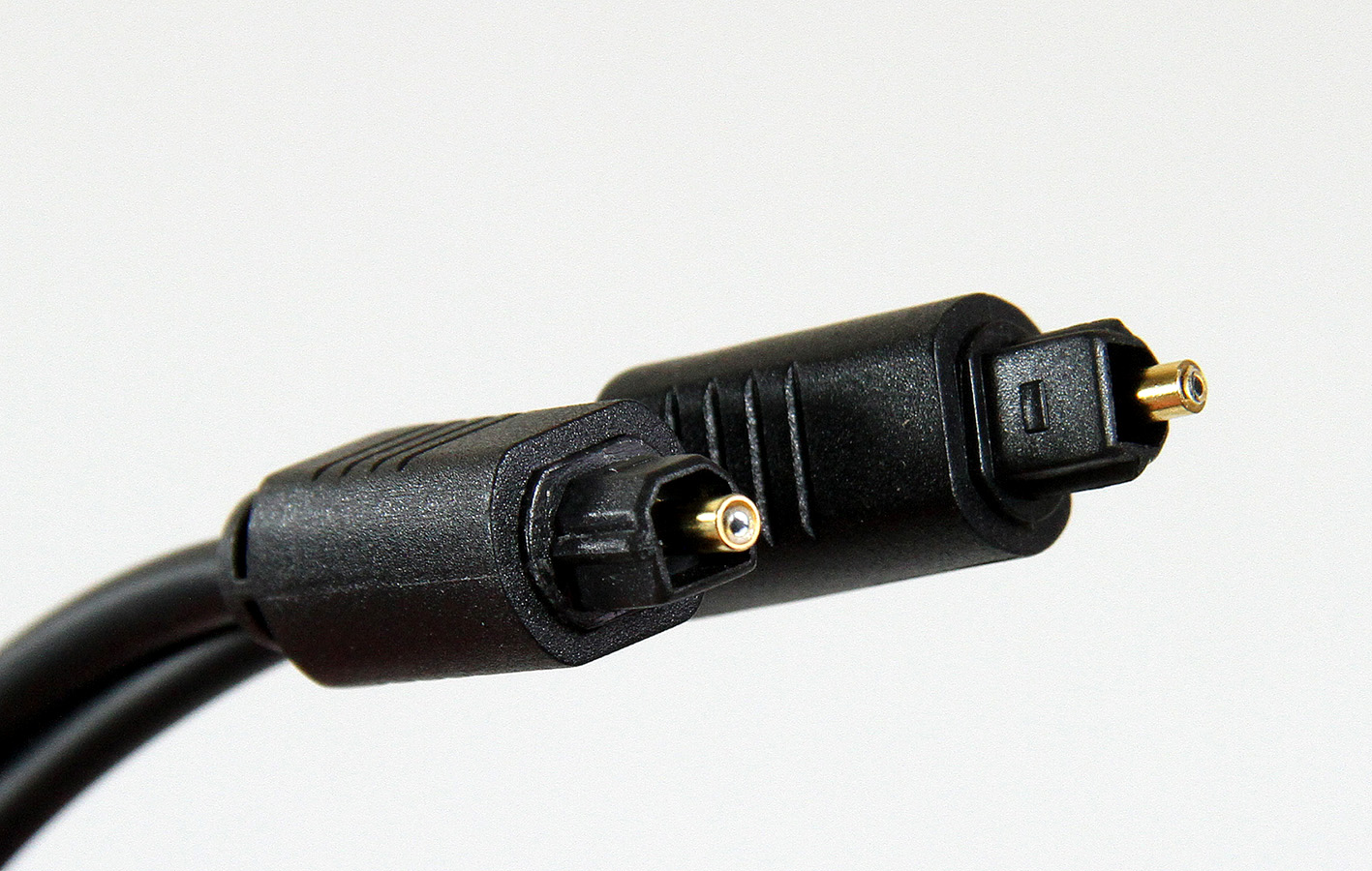 Кабель Toslink(M)-Toslink(M), 2м, черный VCOM CV905-2M (CV905_TOSLINK_2M)