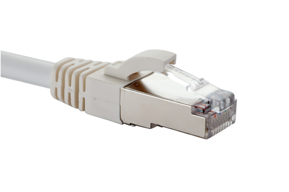 Патч-корд F/UTP кат.6 1.5м, RJ45-RJ45, белый, LSZH, Eurolan (21D-F6-1EWT)