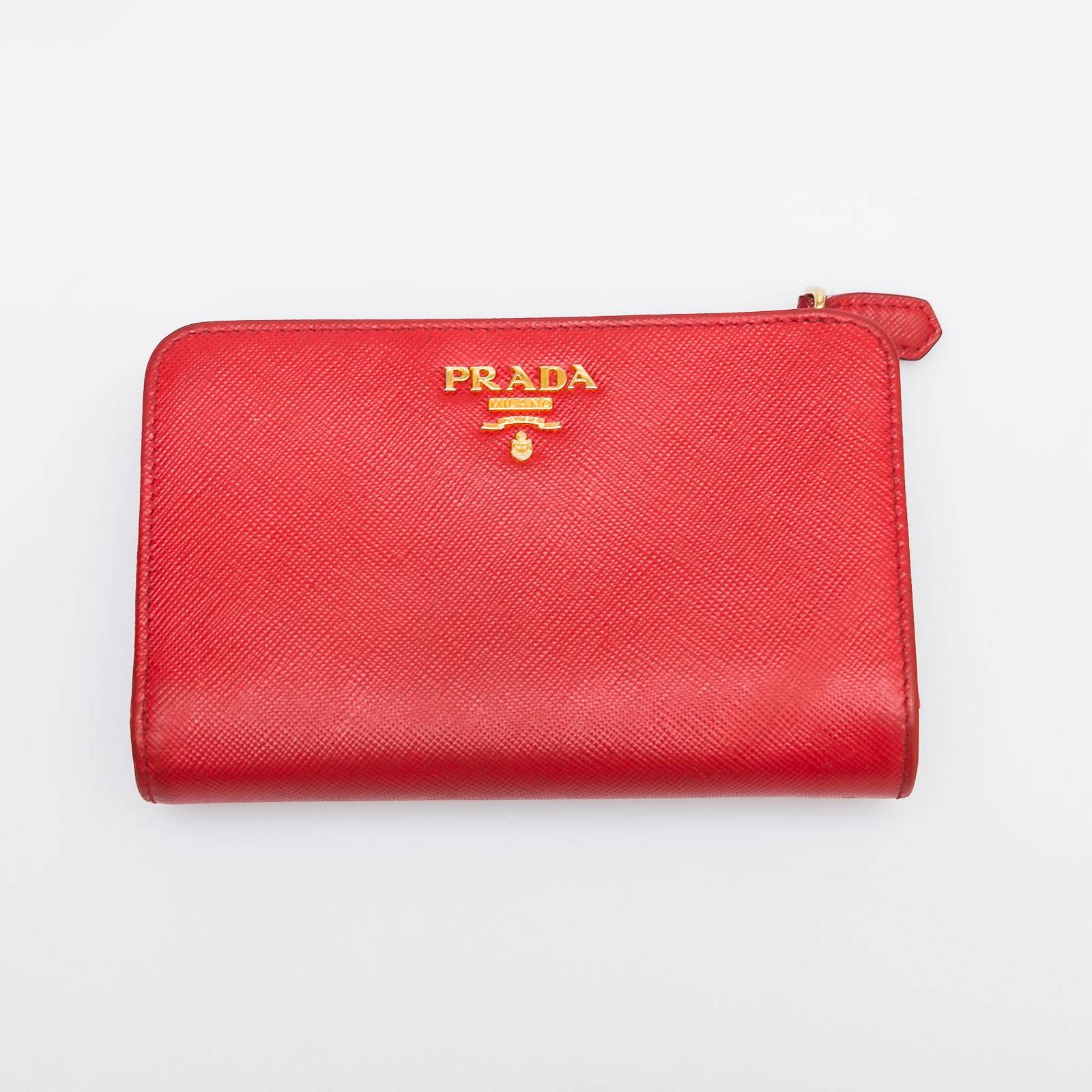 Кошелек Prada