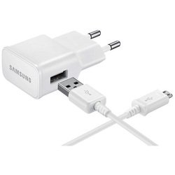 Универсальное зарядное устройство Samsung (EP-TA12EWEUGRU) (белый) - Сетевое зарядное устройство