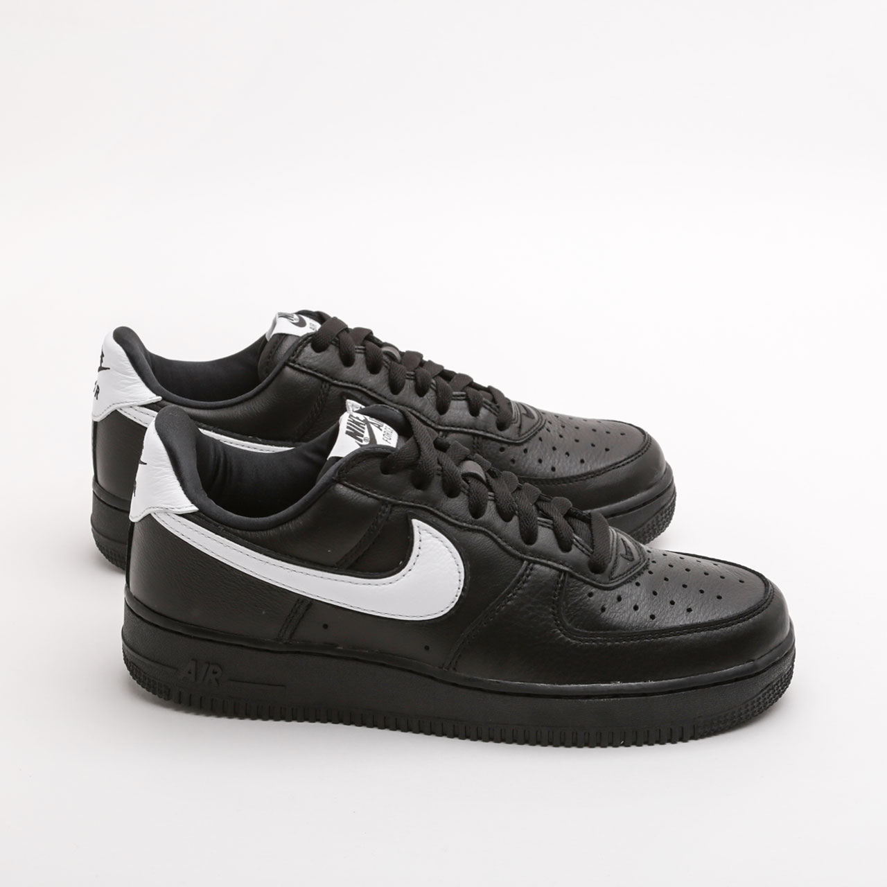 Кроссовки Nike Air Force 1 Low Retro