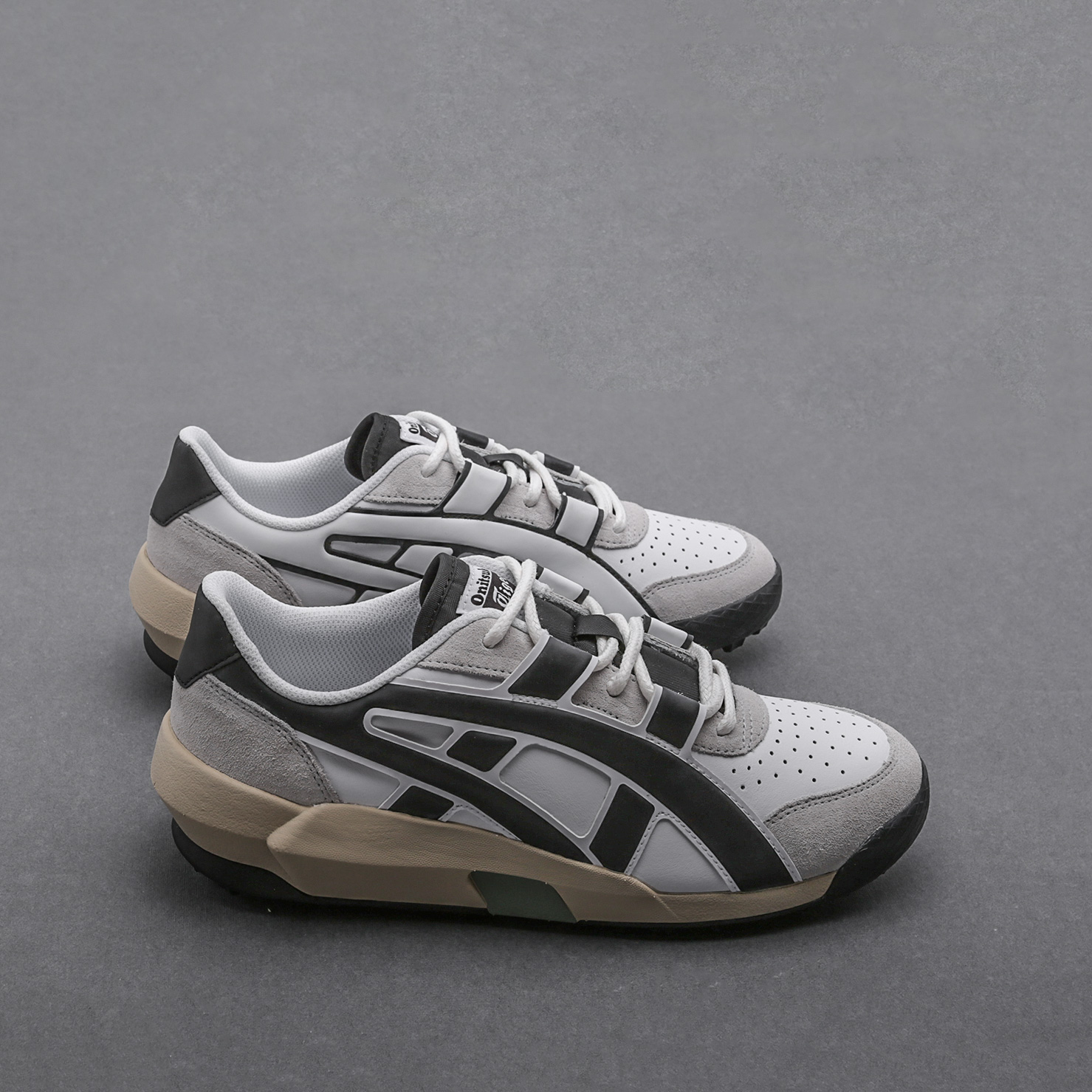 Кроссовки Onitsuka Tiger Big Logo Trainer
