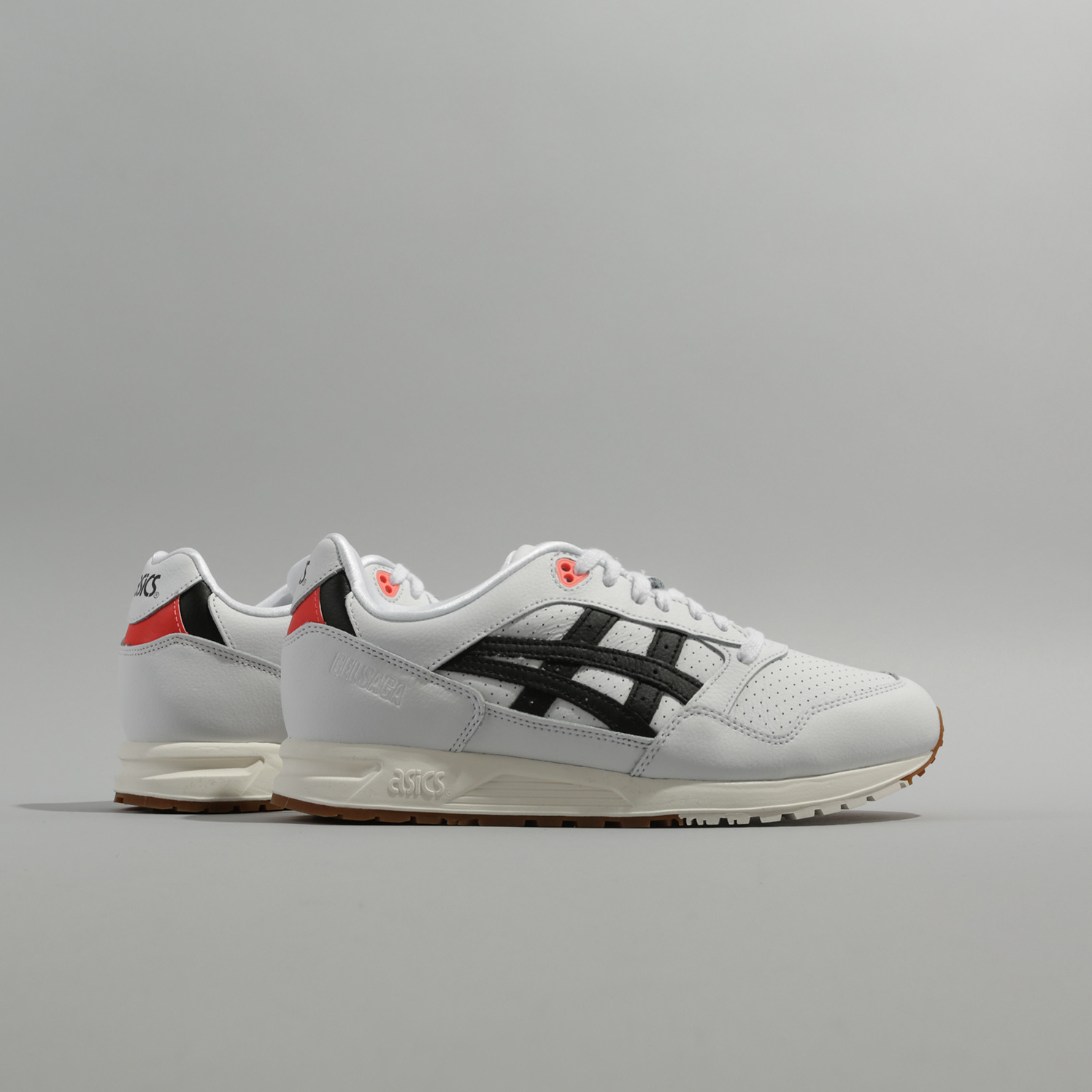 Кроссовки ASICS GelSaga
