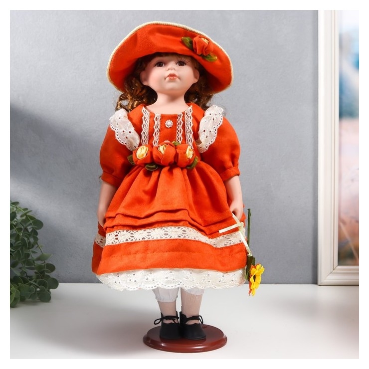 Кукла коллекционная керамика Вера в ярко-оранжевом платье и шляпе с розами 40 см