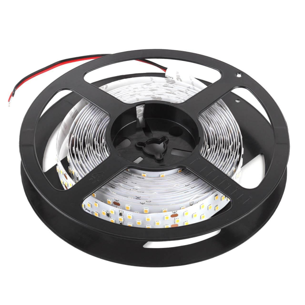 Светодиодная лента ЭРА 27W/m 252LED/m 2835SMD белый 5M LS2835-27-252-24-33-4000К-triple-5m Б0043105