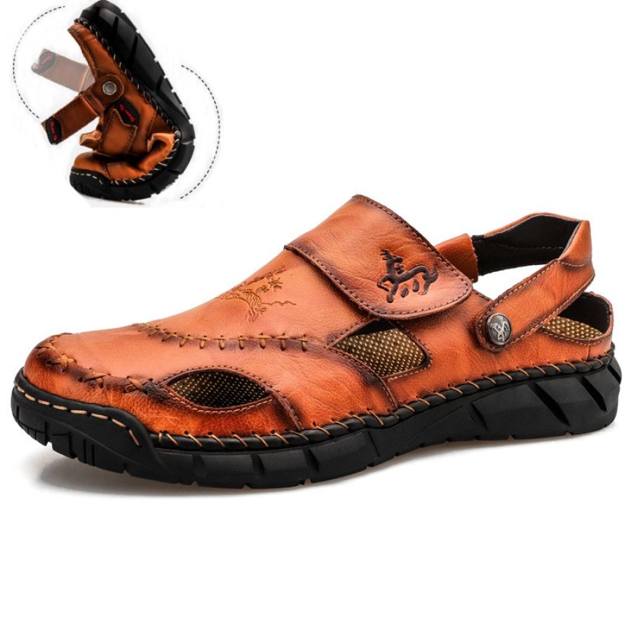 Sandals  Cotosen Мужские мягкие сандалии Athleisure Two Wear с принтом Lucky Deer