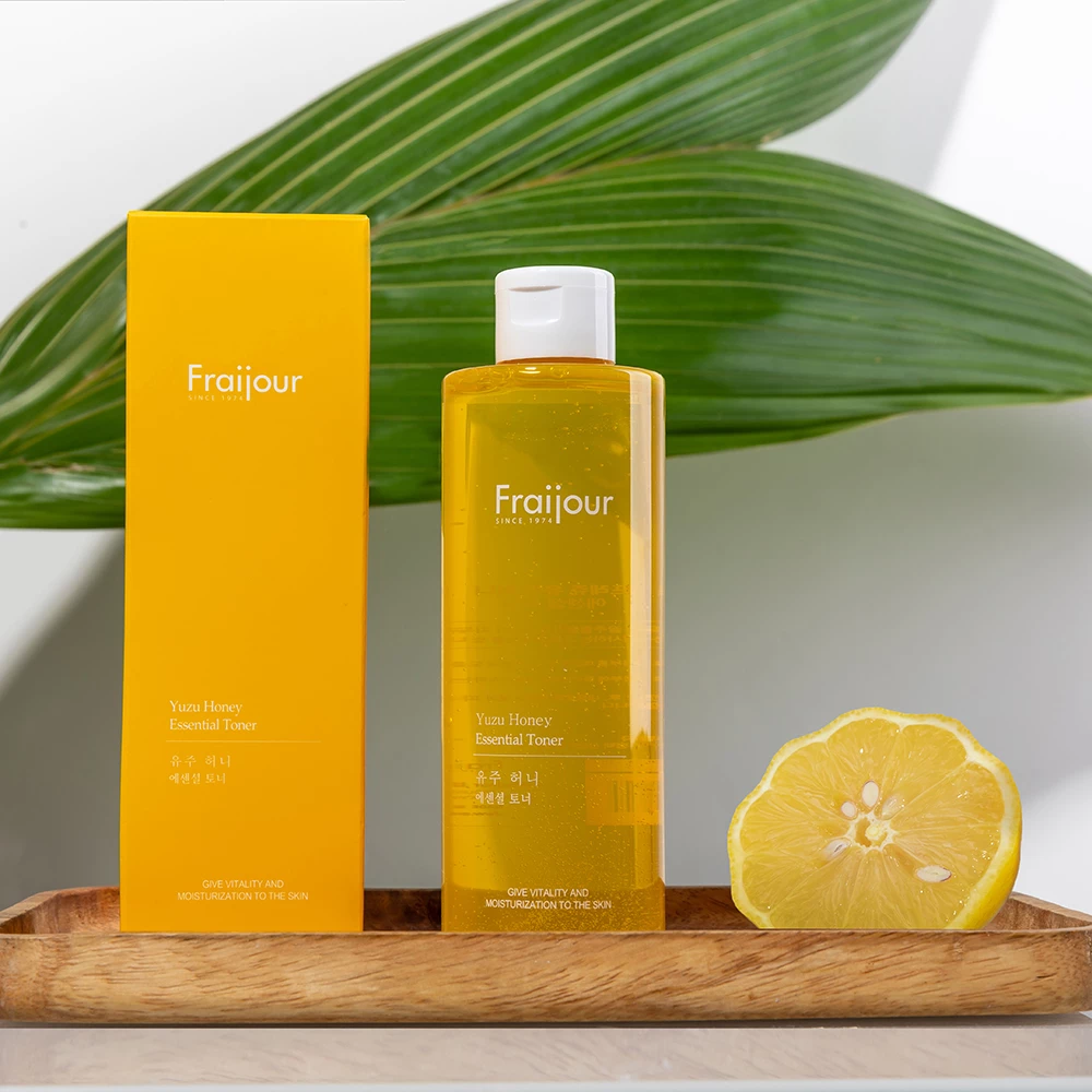 Тонер для сияния кожи на основе прополиса Fraijour Yuzu Honey Essential Toner