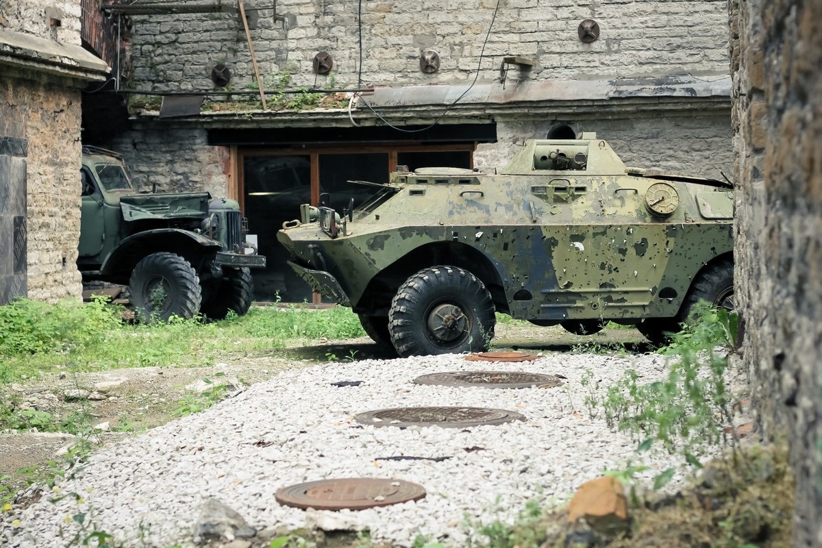 Старая Советская Военная техника