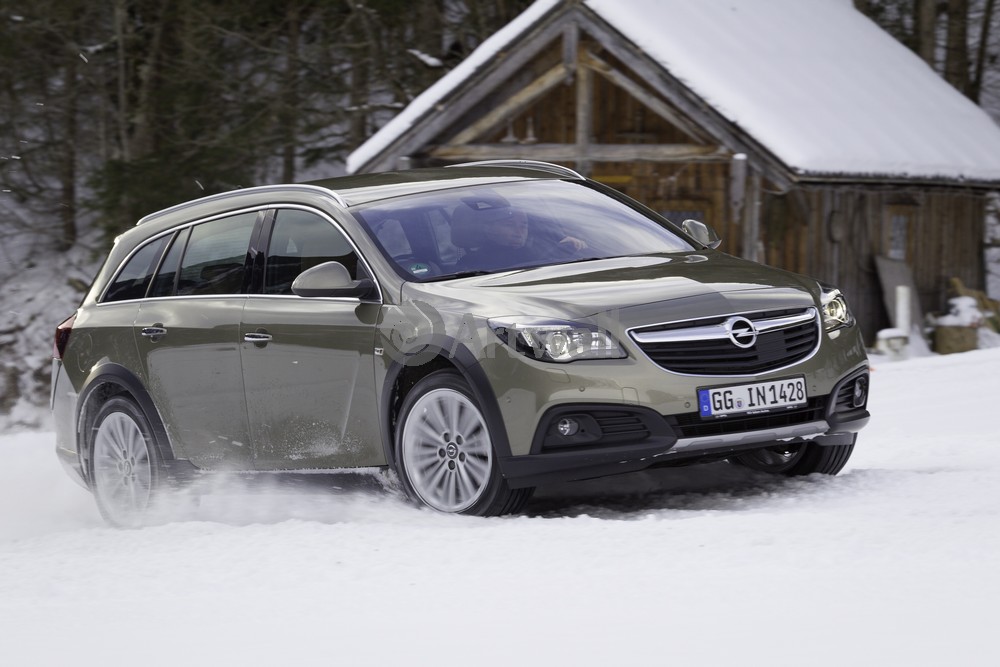 Opel insignia country tourer проблемы