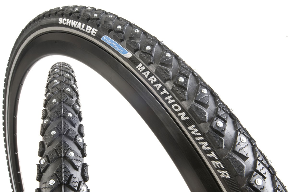 Велопокрышка шипованная Schwalbe Marathon Winter Plus Performance 28" (светоотражающая полоса 700x35C (35x622) стальной)