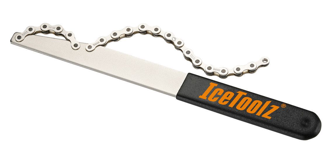 Хлыст IceToolz 53A2 (черный / серебристый)