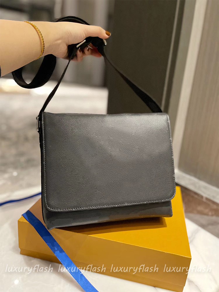   DHgate Mens Designer Crossbody Bags Messenger Bag Medium Leather Outdoor Magnetic Closure High Quality Man Fashion Business Pouch Shoulder Handbag