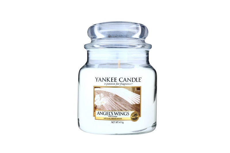 Свеча Yankee Candle средняя в банке Крылья ангела 411 г.