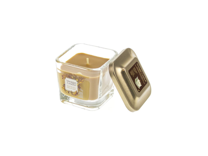 Свеча Yankee Candle маленькая Elevation Amber & acorn Янтарь и желудь 96 г/18-28 часов